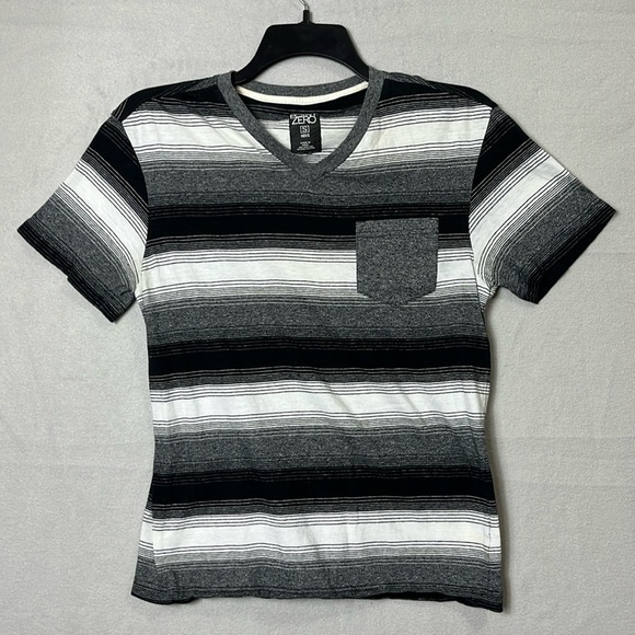 Point Zero Mens Short Sleeve TShirt Size‎ Small Black White Striped - Picture 1 of 5